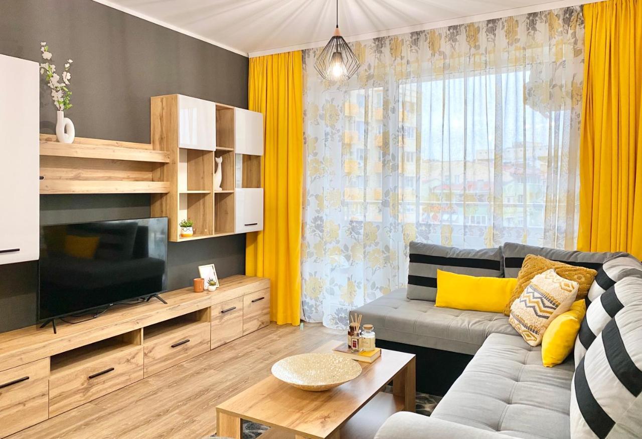 Art Apartment For 4 People Free Parking & Wifi Stara Zagora Esterno foto