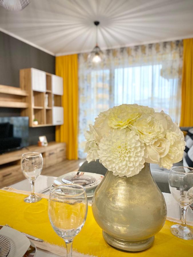 Art Apartment For 4 People Free Parking & Wifi Stara Zagora Esterno foto
