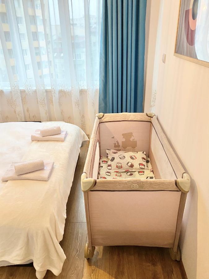 Art Apartment For 4 People Free Parking & Wifi Stara Zagora Esterno foto